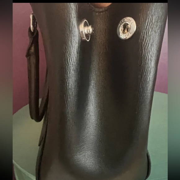 Michael Kors handbag EUC - Picture 4 of 11